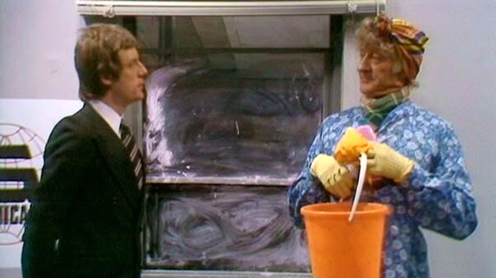 Doctor-Who-Jon-Pertwee-Green-Death-cleaning-lady.jpg